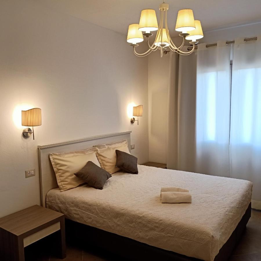 Hotel Residenza L'Alzoni San Teodoro  Zewnętrze zdjęcie