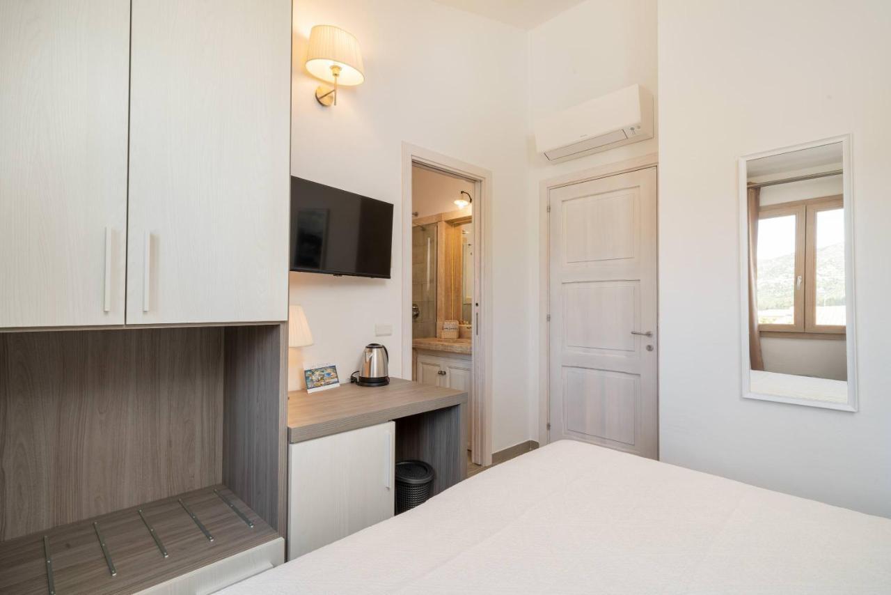 Hotel Residenza L'Alzoni San Teodoro  Zewnętrze zdjęcie